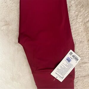NWT Lululemon Base Pace High-Rise Running Tight 25” in Pomegranate